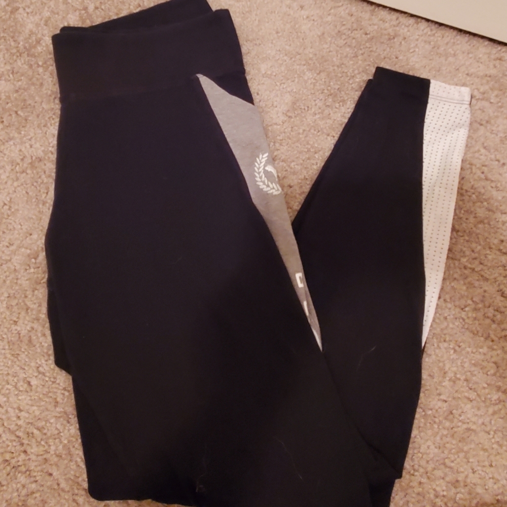 VS Pink leggings